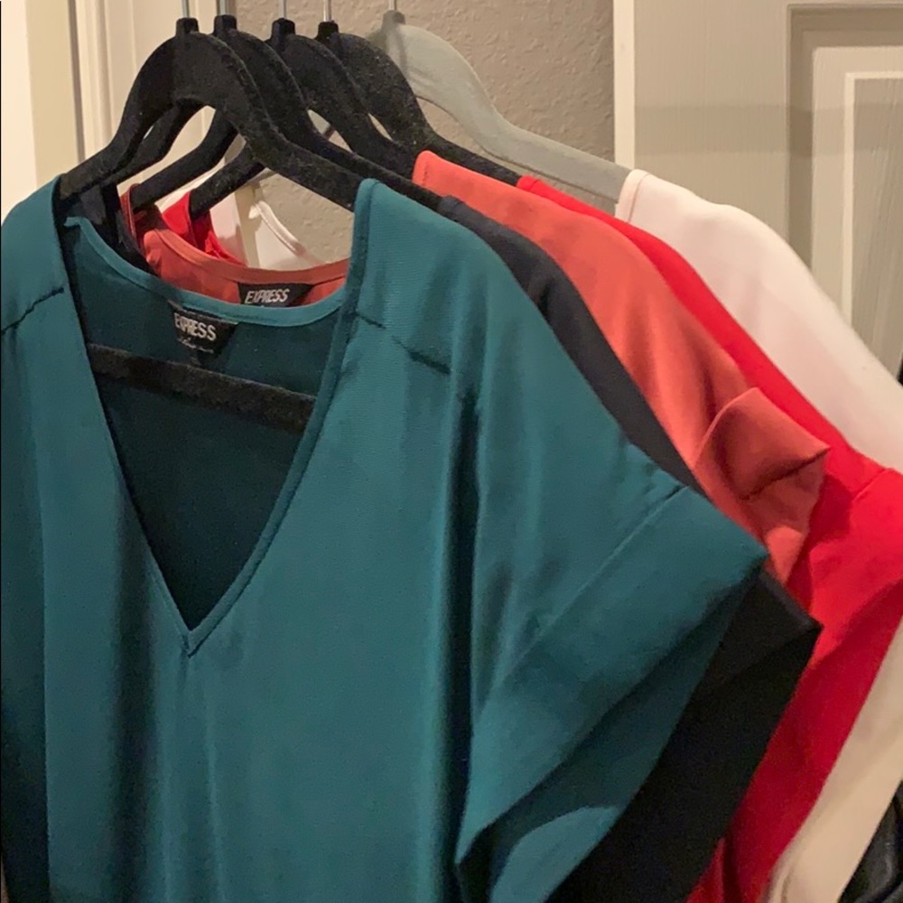 EXPRESS SHORT SLEEVE BLOUSE BUNDLE